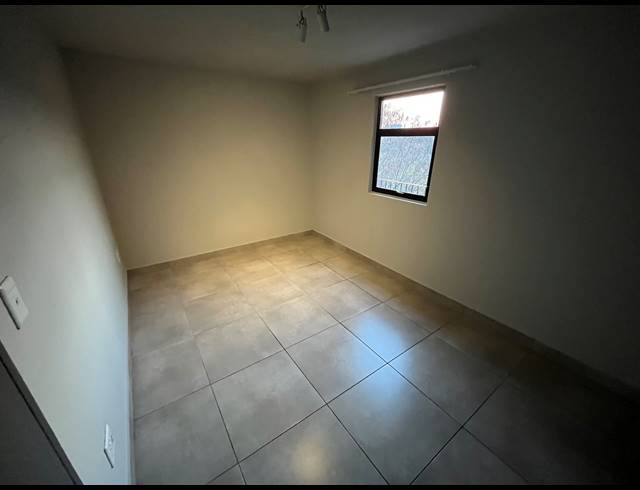 One bedroom flat in Circa Lynnwood